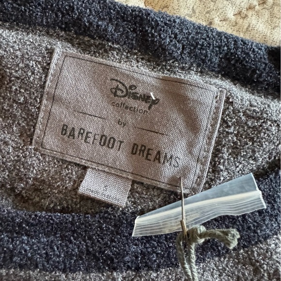 Barefoot Dreams X Disney collab Carbon/black classic Mickey Mouse Tee-SUPER SOFT - Picture 6 of 11